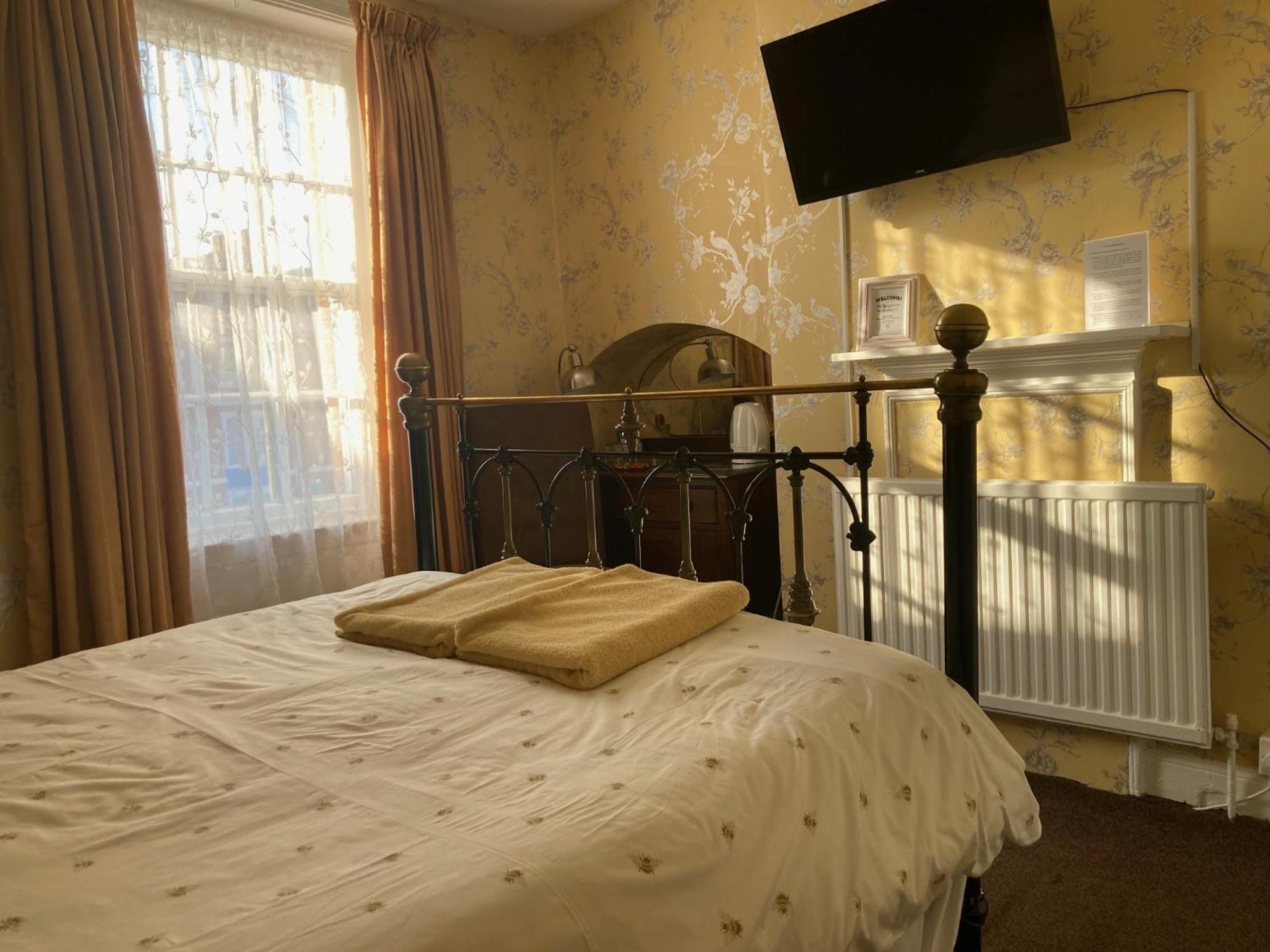 Whitecliff Guest House Weymouth Ngoại thất bức ảnh